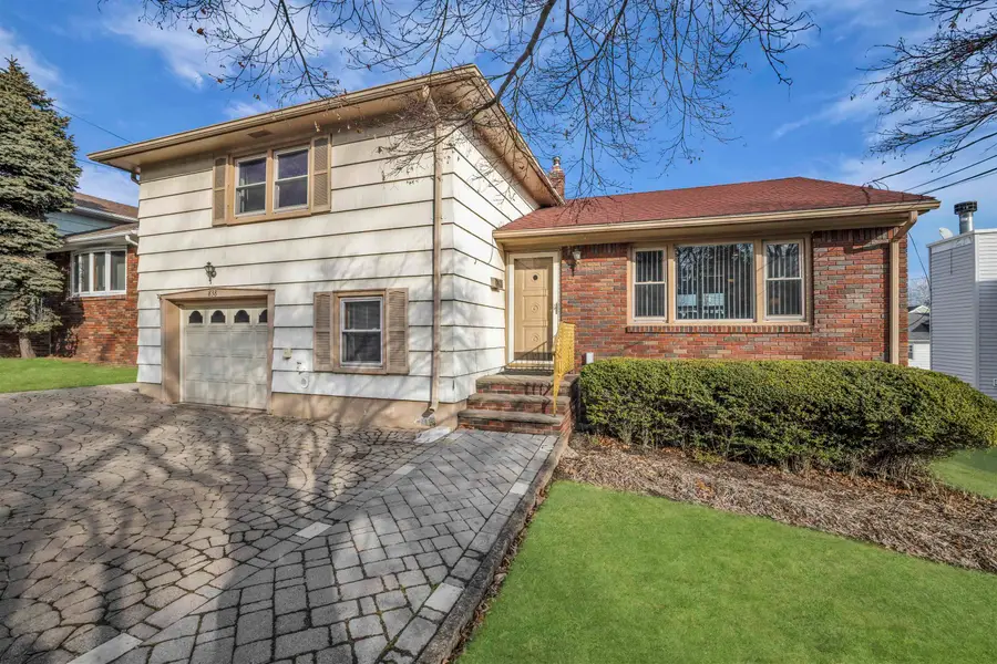 838 JORALEMON ST, Belleville, NJ 07109 - Image #3