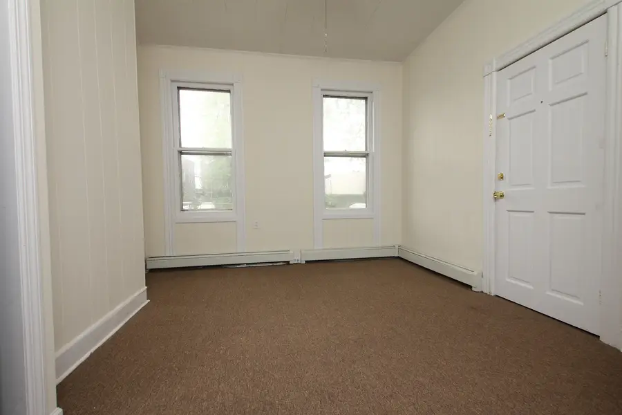 338 BRAMHALL AVE, Jersey City, NJ 07304 - Image #2