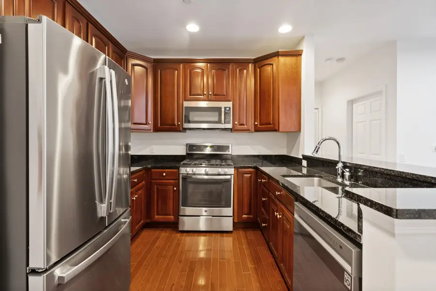 7400 RIVER RD #317, North Bergen, NJ 07047 - Image #3