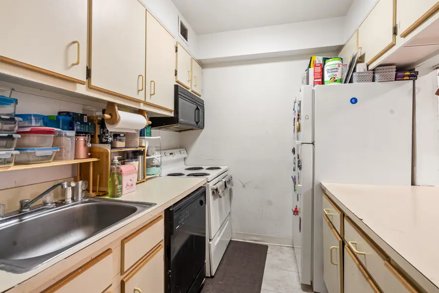 43-49 VAN WAGENEN AVE #6A, Jersey City, NJ 07306 - Image #3
