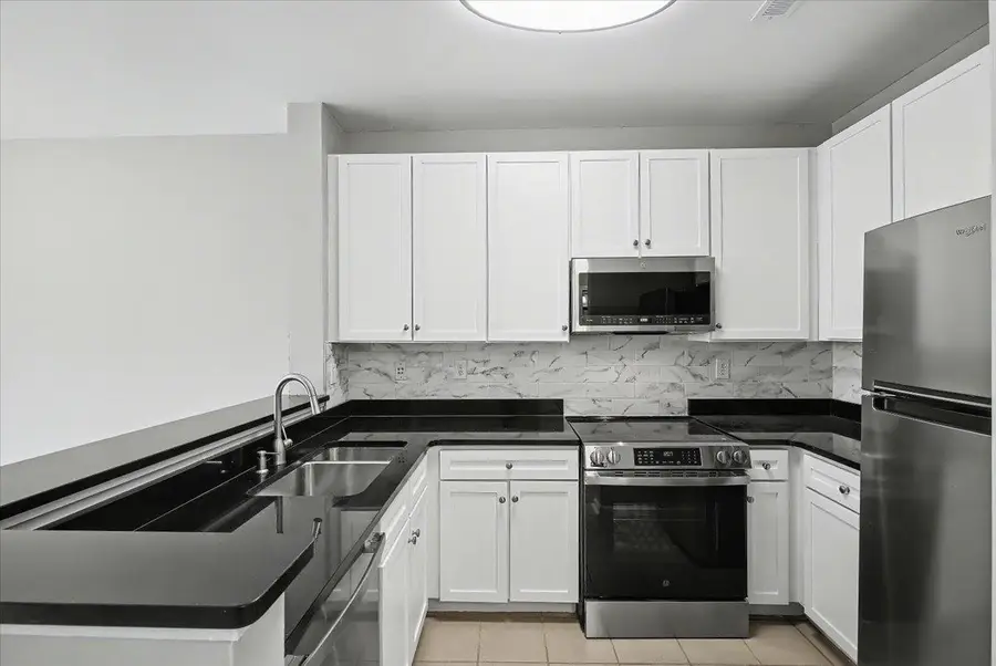 24 AVENUE AT PORT IMPERIAL #318, West New York, NJ 07093 - Image #2
