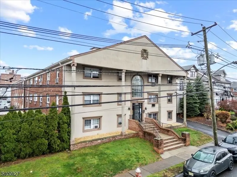 816-826 W GRAND ST #3J, Elizabeth, NJ 07202 - Image #3