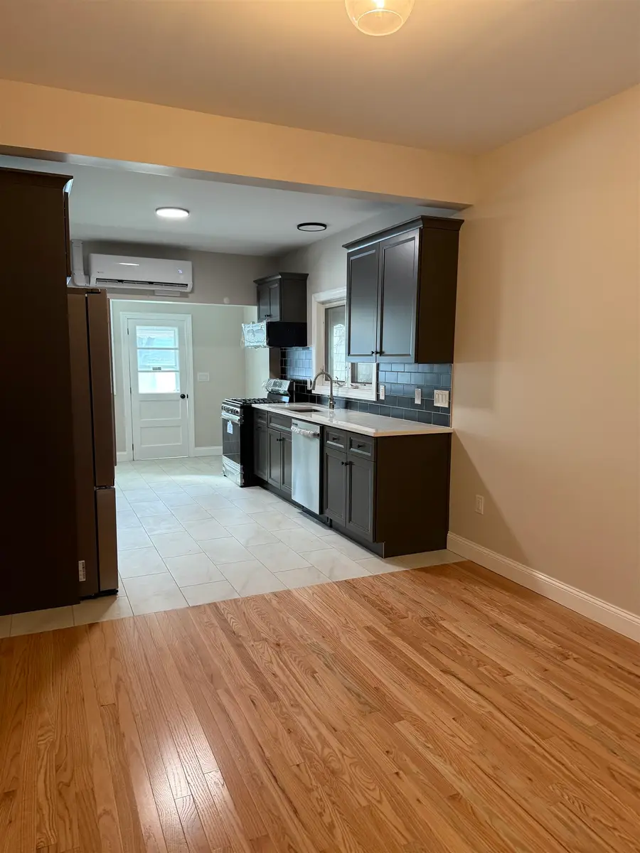 183 1/2 LEXINGTON AVE, Jersey City, NJ 07304-1203 - Image #3