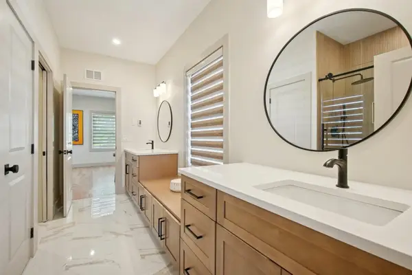 121 CLINTON AVE, JC, Bergen-Lafayett, NJ 07304