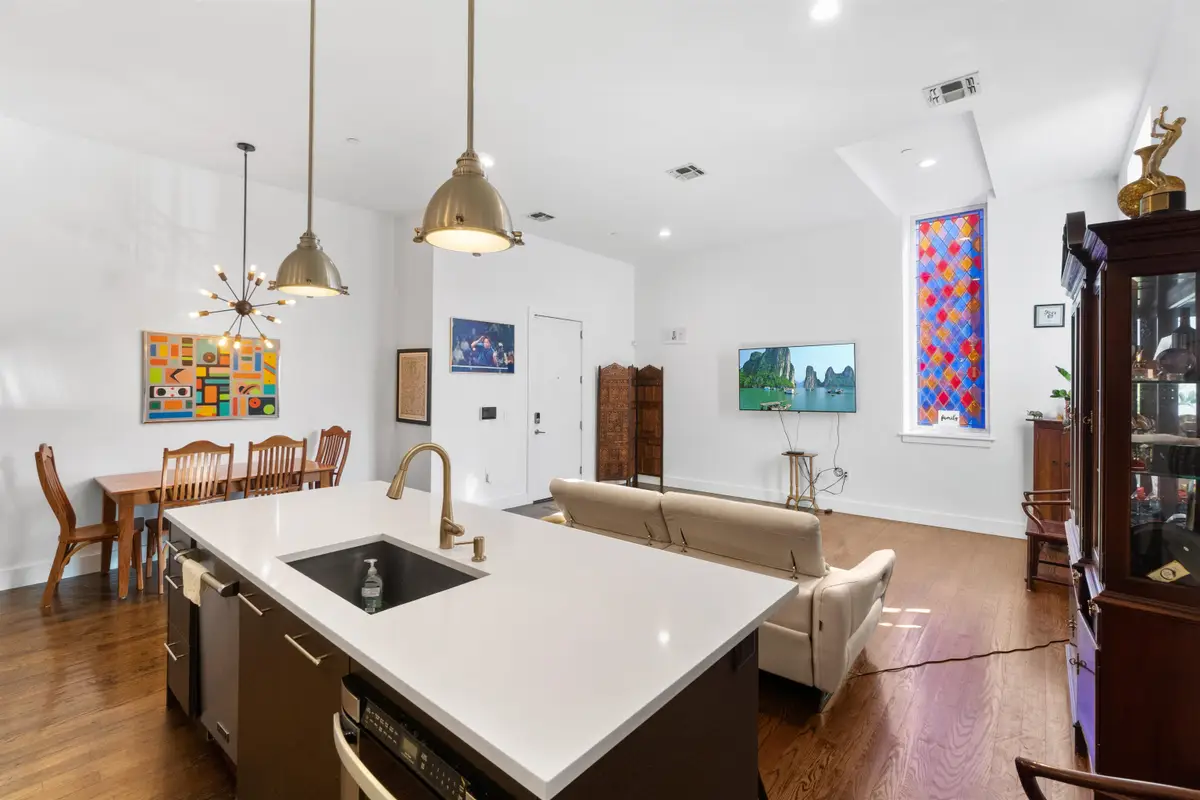 304 PAVONIA AVE #102, Jersey City, NJ 07302 - #1