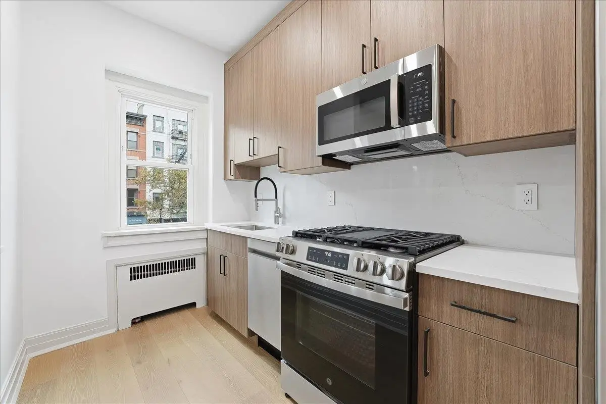 1027 WASHINGTON ST #2F, Hoboken, NJ 07030 - Image #1