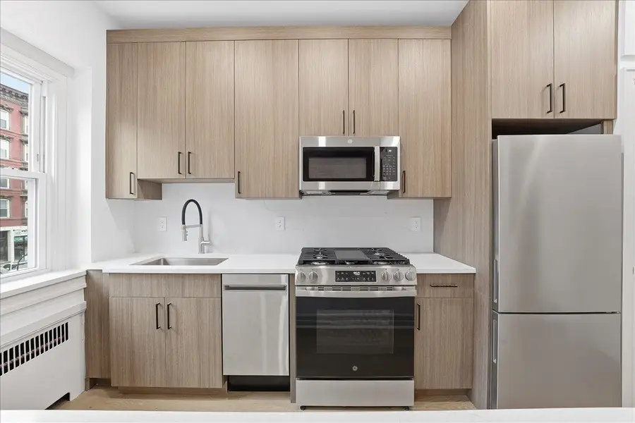 1027 WASHINGTON ST #2F, Hoboken, NJ 07030 - Image #2