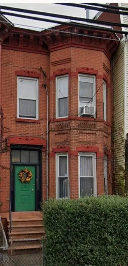 396 BERGEN AVE, JC, West Bergen, NJ 07306