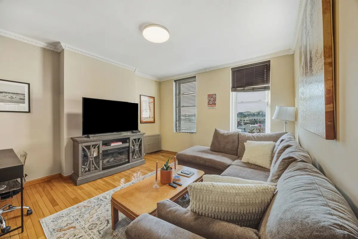 627 WILLOW AVE #10 / J, Hoboken, NJ 07030 - Image #1