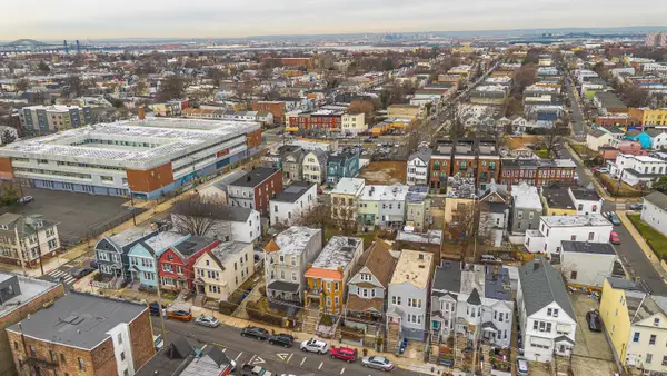 85 ARLINGTON AVE, JC, Bergen-Lafayett, NJ 07305