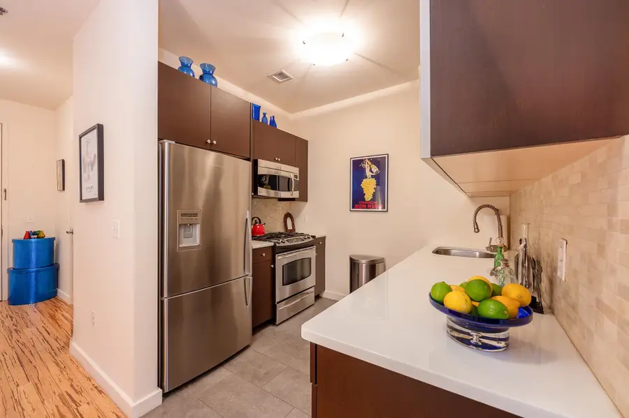 232 PAVONIA AVE #812, Jersey City, NJ 07302 - Image #3