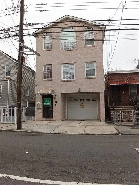 126 FULTON AVE, JC, Greenville, NJ 07305