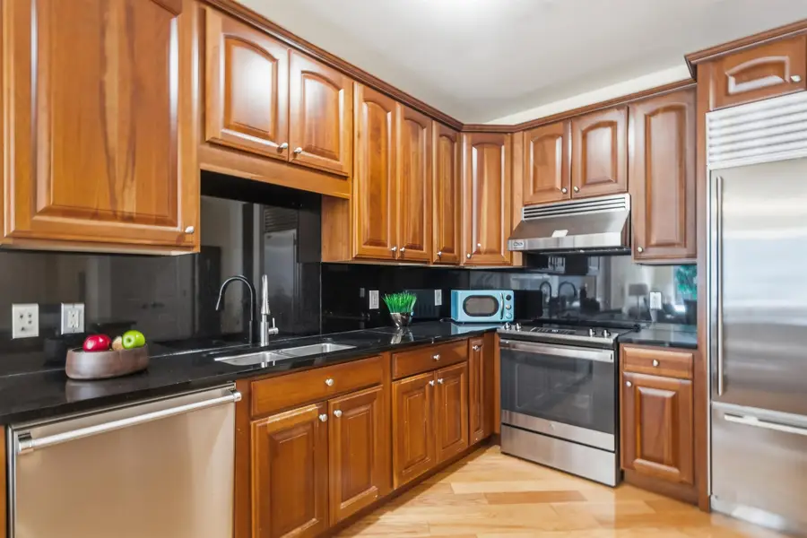 20 AVENUE AT PORT IMPERIAL #310, West New York, NJ 07093 - Image #2
