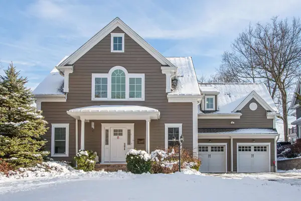 8 MADISON AVE, Montclair, NJ 07042