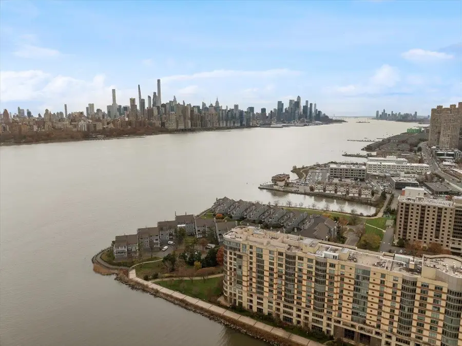 9B COVE LANE, North Bergen, NJ 07047 - Image #2