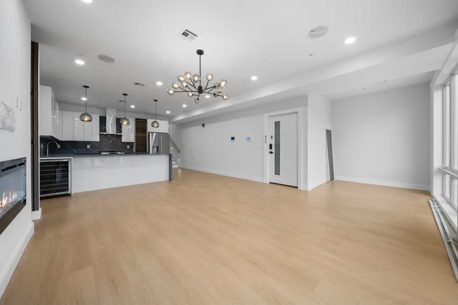 3447 JOHN F KENNEDY BLVD #2, Jersey City, NJ 07307 - Image #3