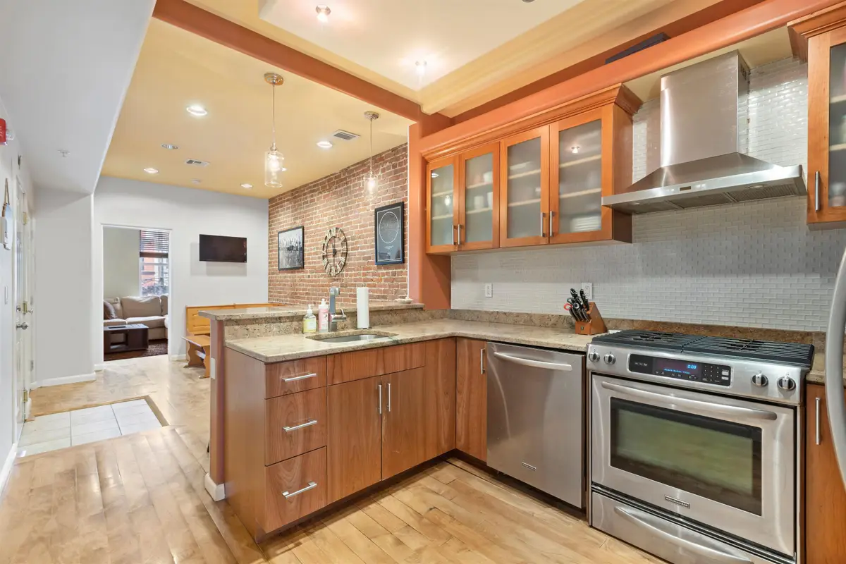 933 GARDEN ST #3, Hoboken, NJ 07030 - Image #1