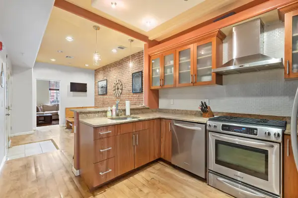 933 GARDEN ST #3, Hoboken, NJ 07030