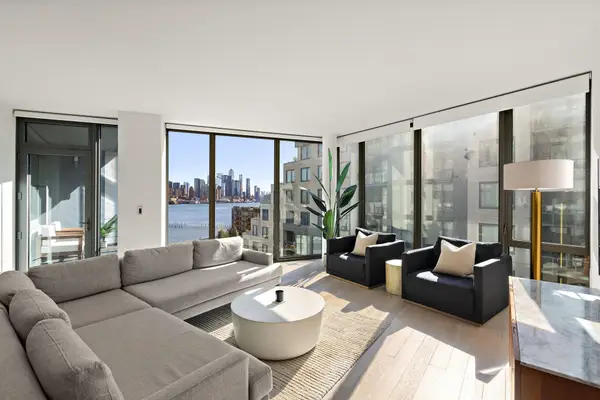 9 AVENUE AT PORT IMPERIAL #911, West New York, NJ 07093