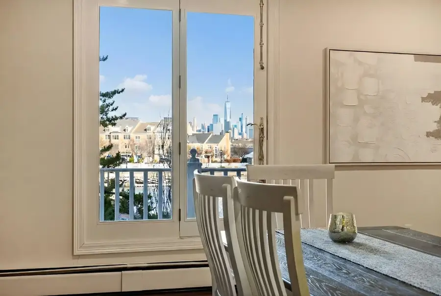 100 SHEARWATER CT EAST #25, Jersey City, NJ 07305 - Image #3