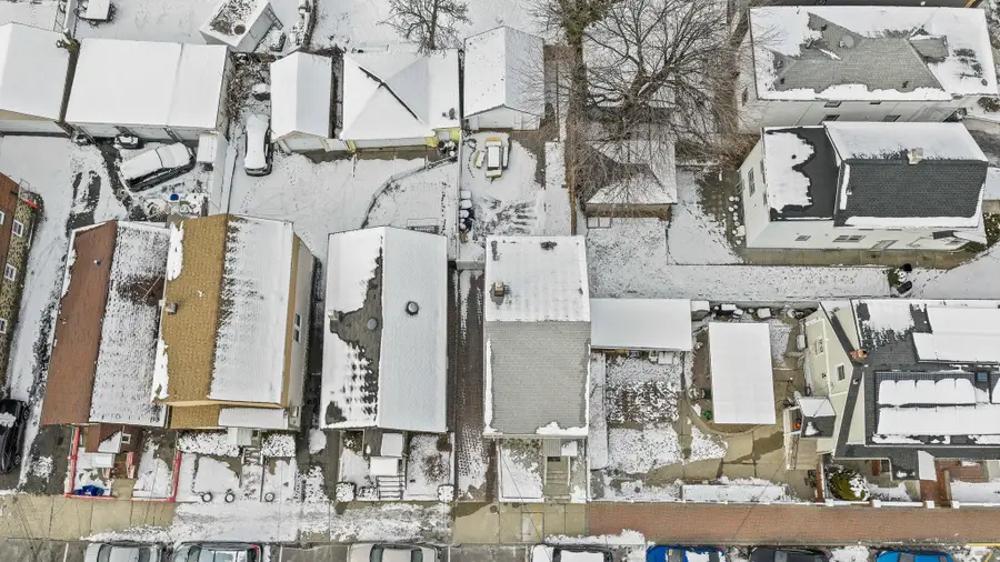 8423 NEWKIRK AVE, North Bergen, NJ 07047 - Image #2