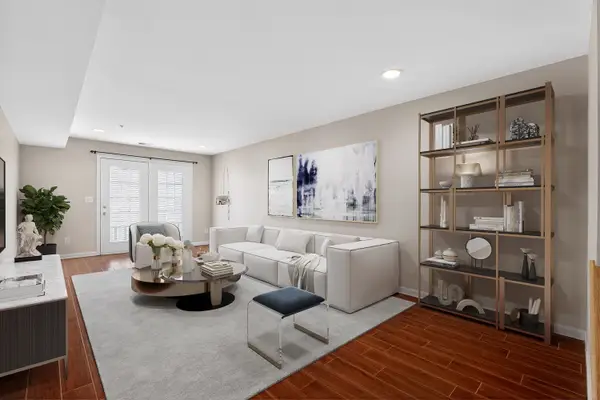 19 MARINA DR, Bayonne, NJ 07002