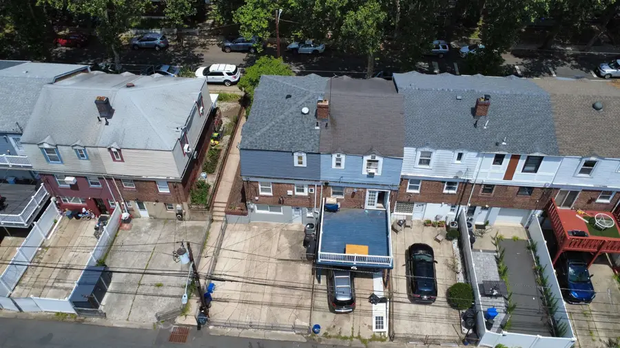 323 STEVENS AVE, Jersey City, NJ 07305 - Image #3