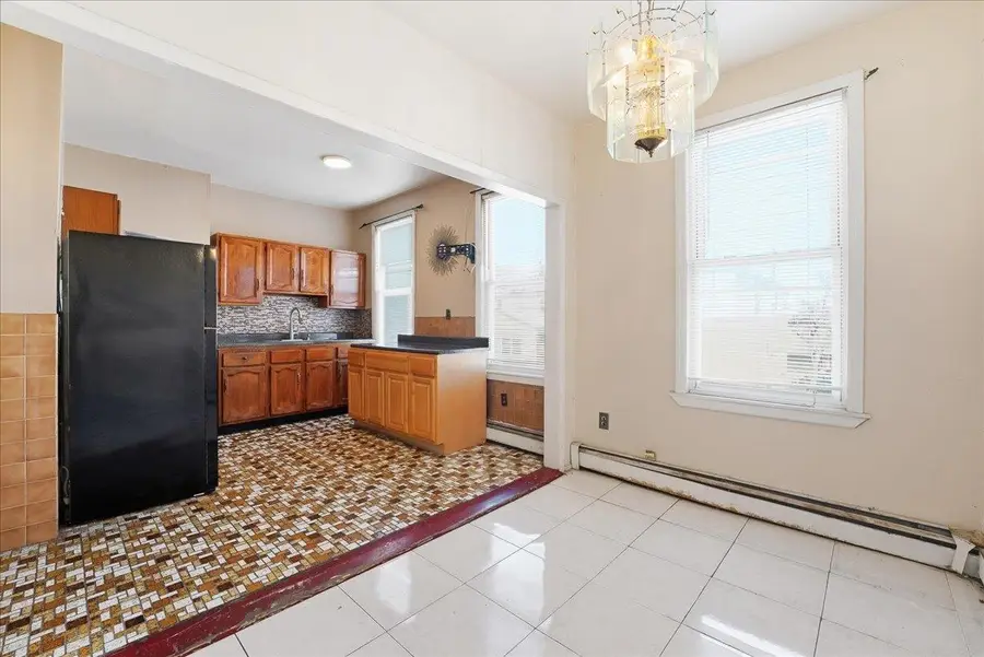 158 HOPKINS AVE, Jersey City, NJ 07306-2515 - #2