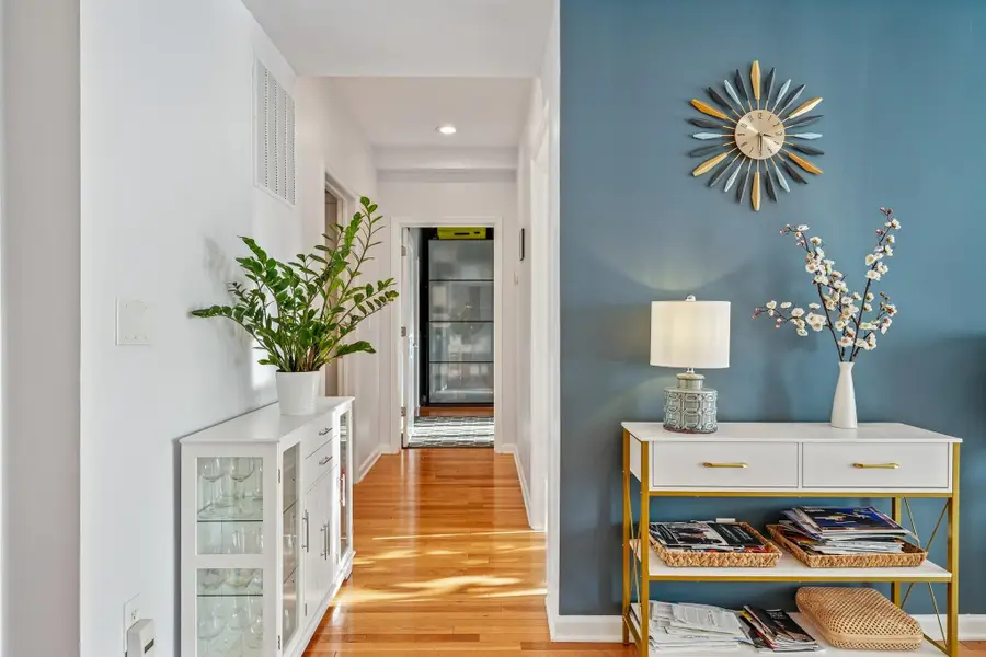 203-207 HACKENSACK PLANK RD #4B, Weehawken, NJ 07086 - #3