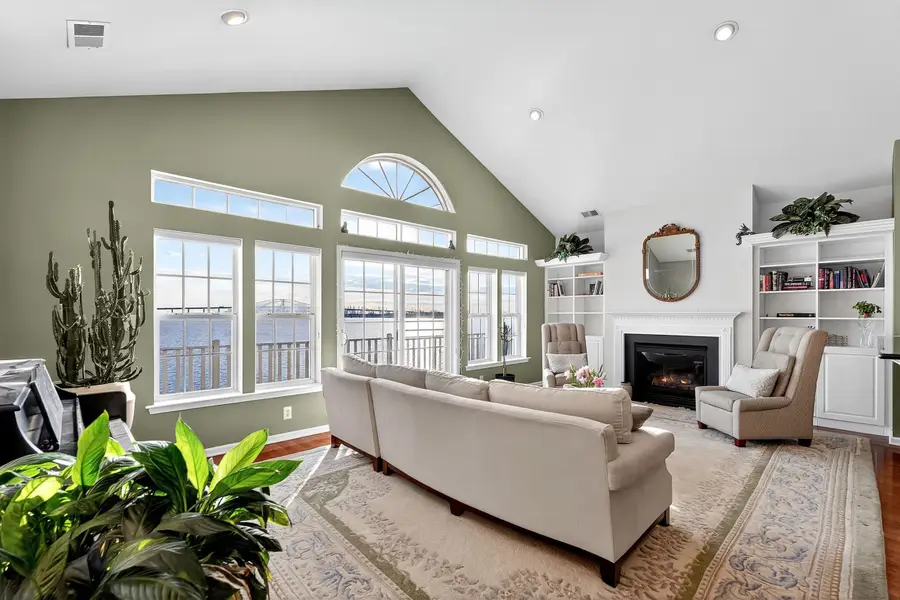 60 TOTTENHAM CT, Jersey City, NJ 07305 - #2