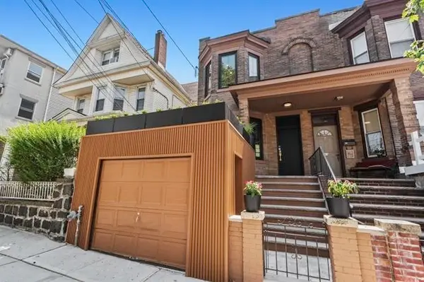 41 47TH ST, Weehawken, NJ 07086