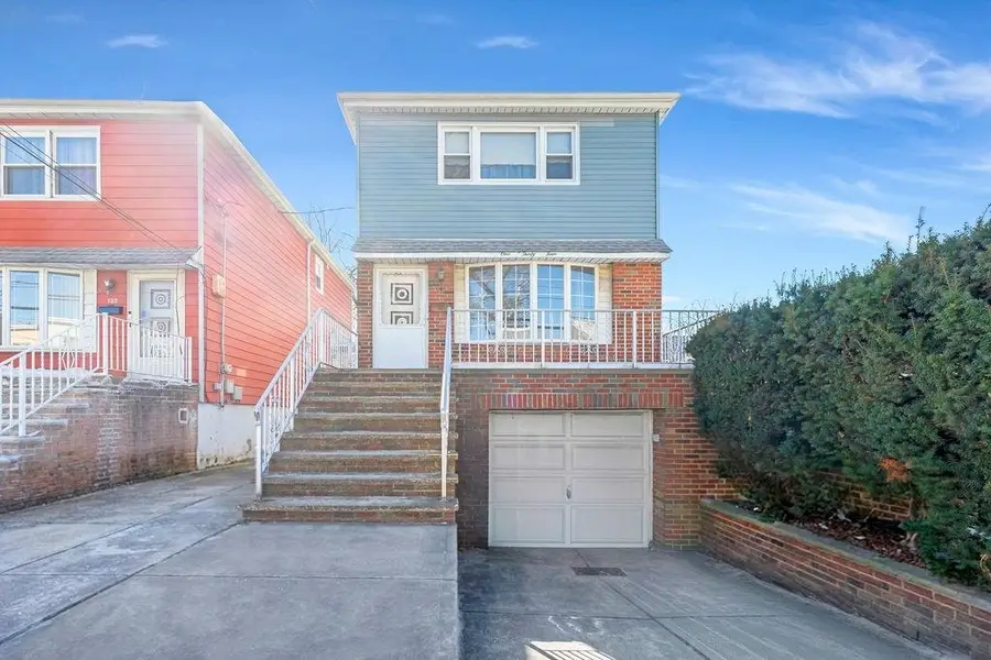 134 WEST 49TH ST, Bayonne, NJ 07002 - #2