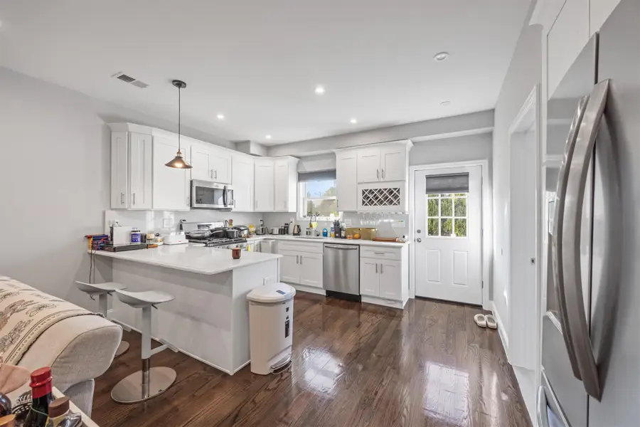 155 LAIDLAW AVE #1, Jersey City, NJ 07306 - #3