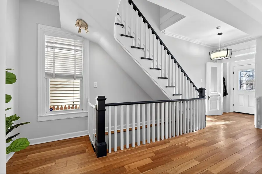 100 CHARLES ST, Jersey City, NJ 07307 - #3