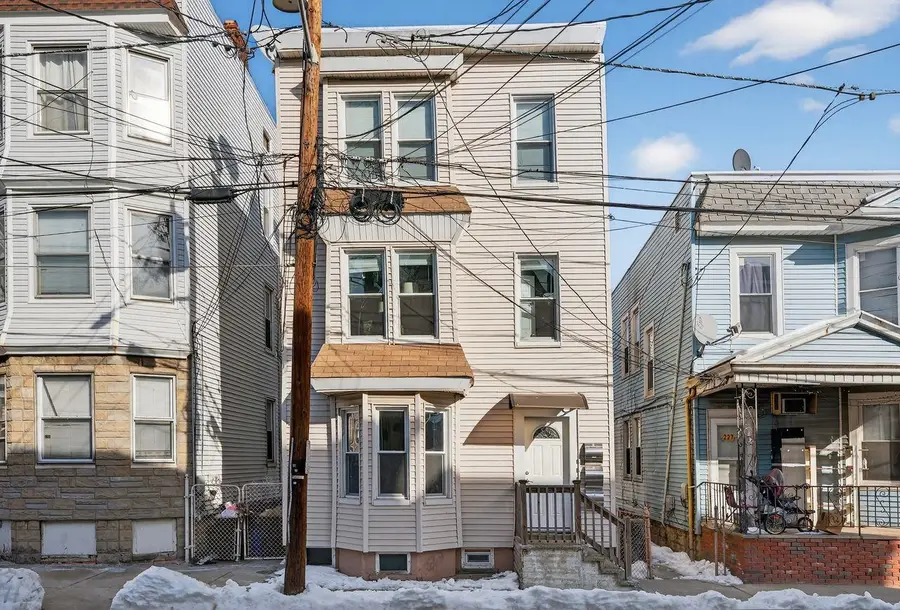 229 PATTERSON ST, Harrison, NJ 07029 - #2