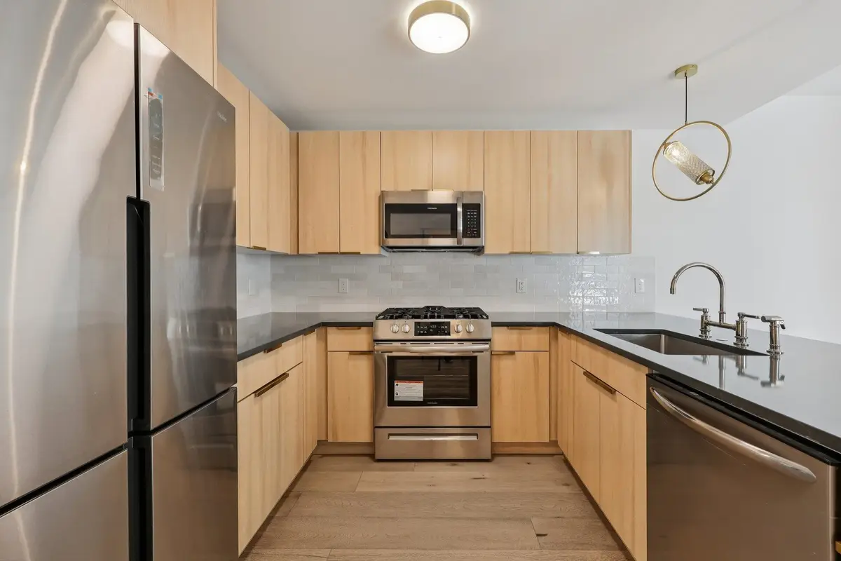 348 BALDWIN AVE #209, Jersey City, NJ 07306 - #1