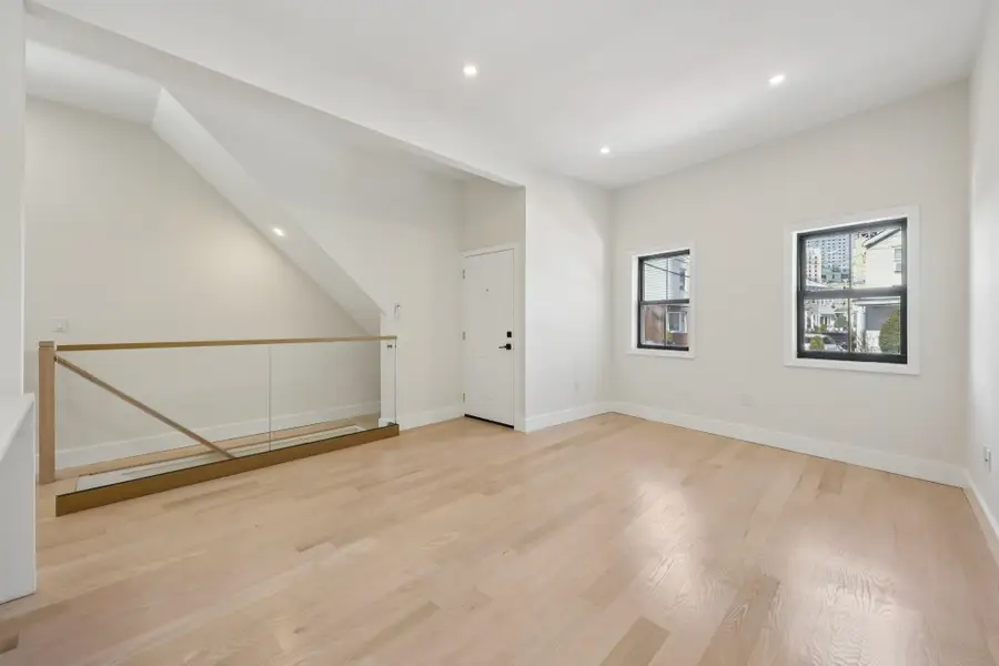 79 VROOM ST #1, Jersey City, NJ 07306 - #3