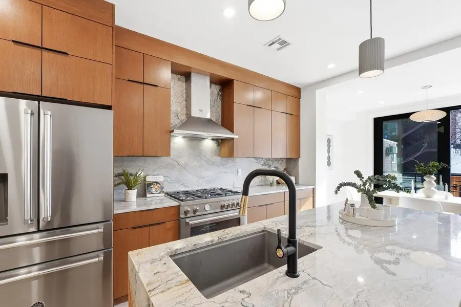 207 4TH ST, Jersey City, NJ 07302 - #2