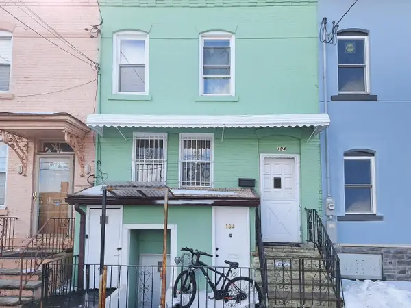 194 ASTOR ST, Newark, NJ 07114-2714