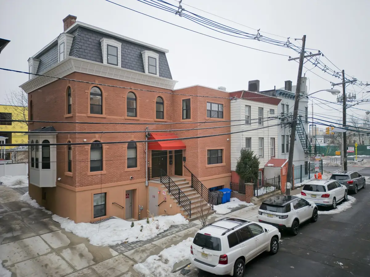 133 CLIFTON PL #3, Jersey City, NJ 07304 - #1