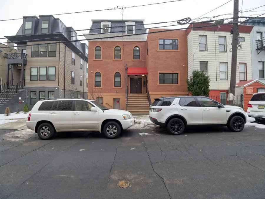 133 CLIFTON PL #3, Jersey City, NJ 07304 - #3