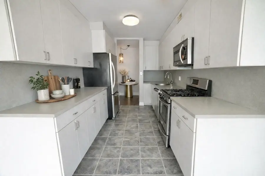 5 HORIZON RD #203, Fort Lee, NJ 07024 - #3