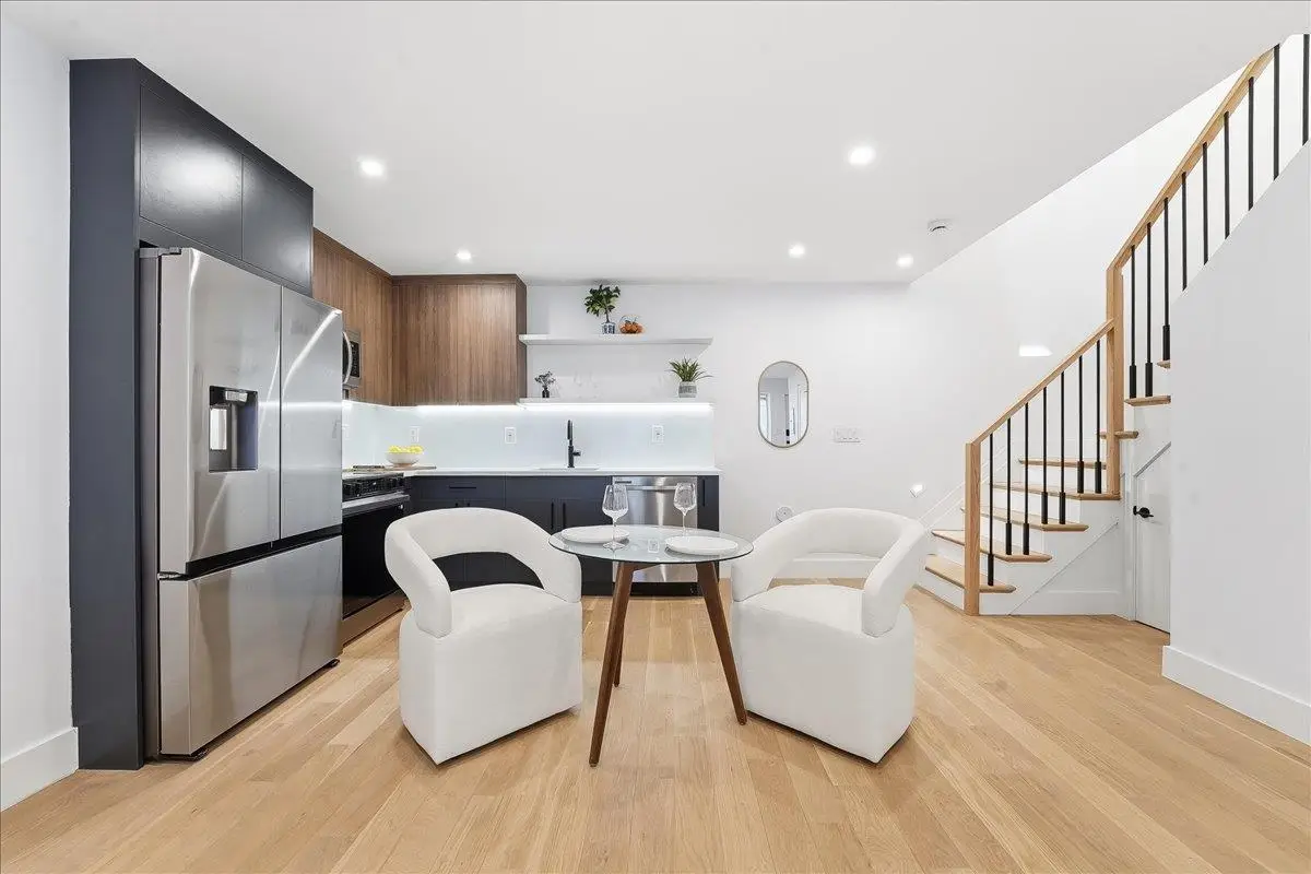 105 LAIDLAW AVE #4, Jersey City, NJ 07306 - #1