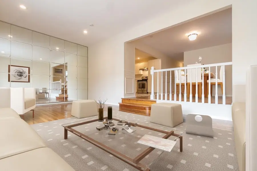 8 OAK ST, Bayonne, NJ 07002 - #3