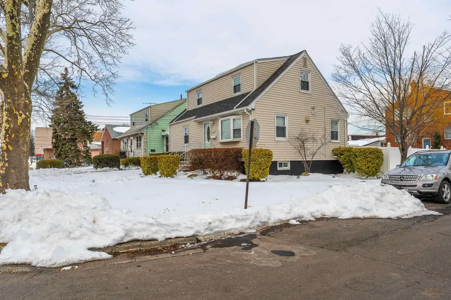 847 DENNIS PL, Linden, NJ 07036 - #2