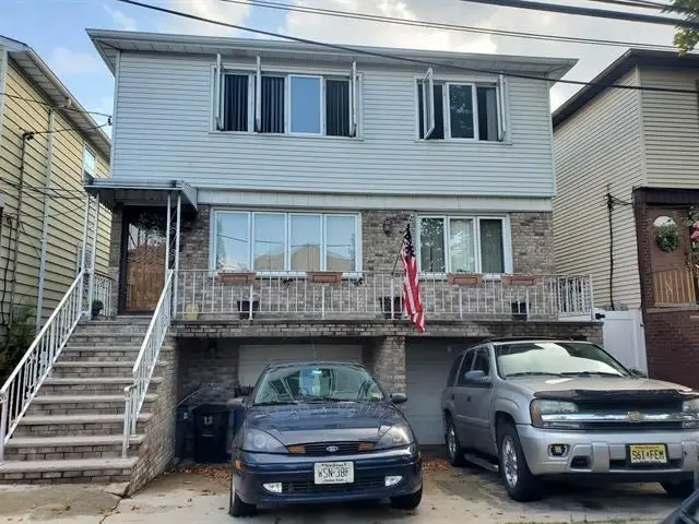 12 PACKARD ST, Bayonne, NJ 07002 - #1