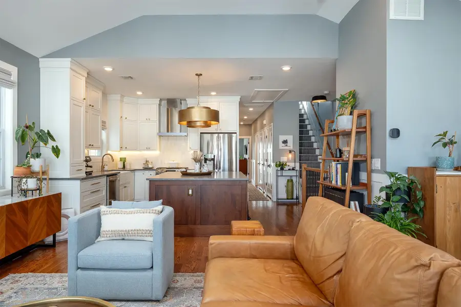 17 MANHATTAN AVE #2, Jersey City, NJ 07307 - #3