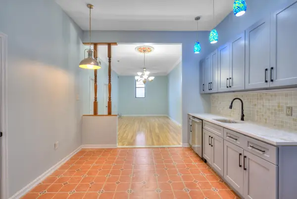 118 LEONARD ST #4, JC, Heights, NJ 07307