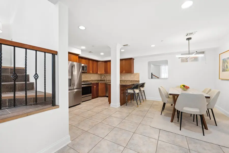 209 PALISADE AVE #1, Union City, NJ 07087 - #3