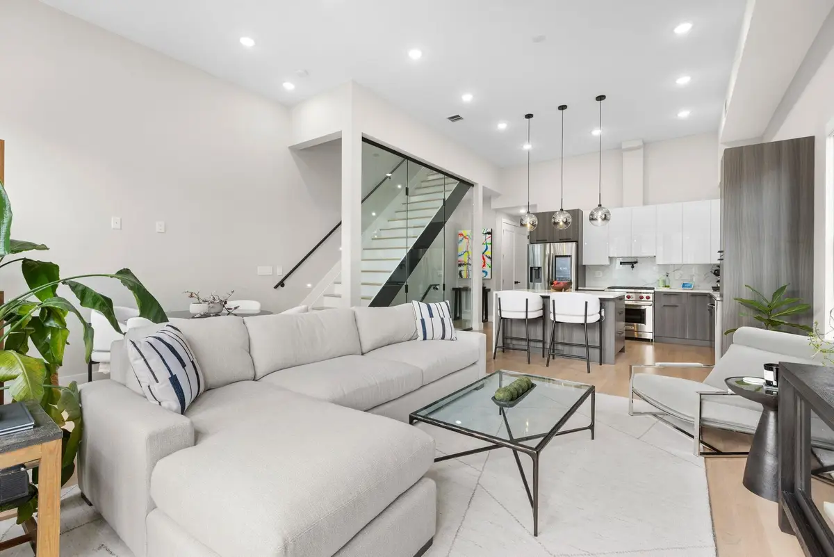 139 NEW YORK AVE #2, Jersey City, NJ 07307 - #1